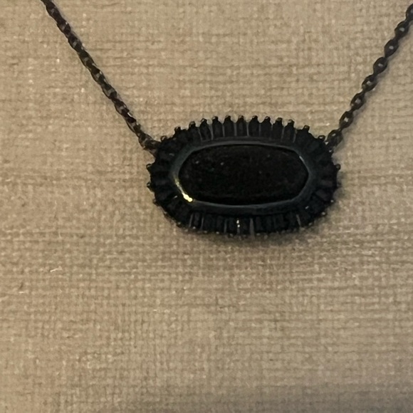 KENDRA SCOTT ELISA BAGUETTE NECKLACE 
BLACK DRUSY - Picture 5 of 6